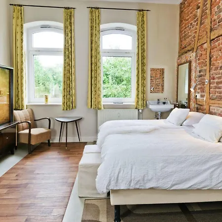 펜션 Oude Pastorie En Dorpsschool Netze-waldeck Netze