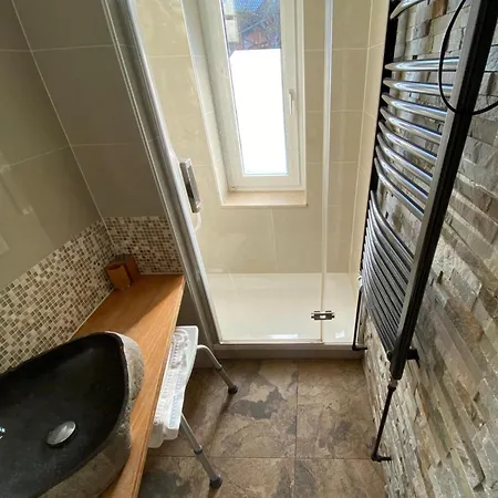 Oude Pastorie En Dorpsschool Netze-waldeck Netze