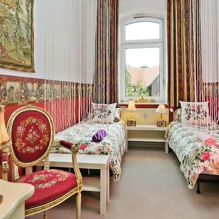 펜션 Oude Pastorie En Dorpsschool Netze-waldeck *